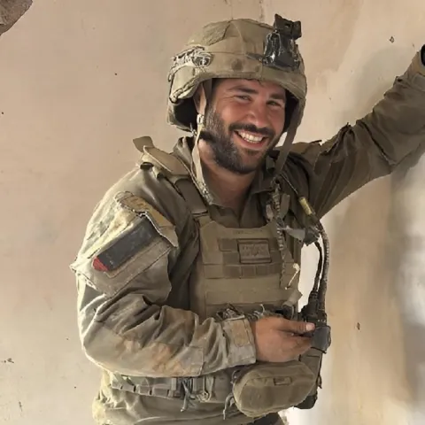 Captain Tal Movshovitz was killed by an explosive device in Khan Yunis. He is the 869th fallen soldier since October 7.
