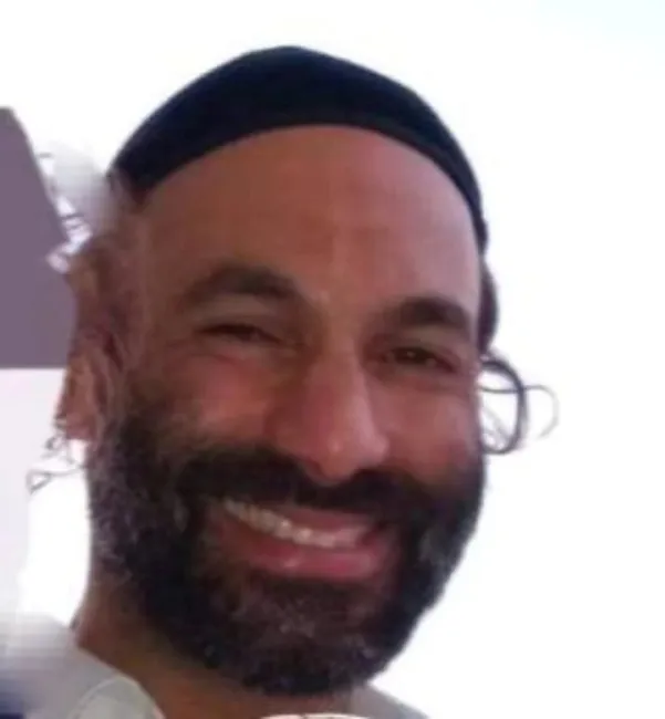 Murdered in a terror attack while standing at the bus stop on his way to the kollel, with his books in his hands.